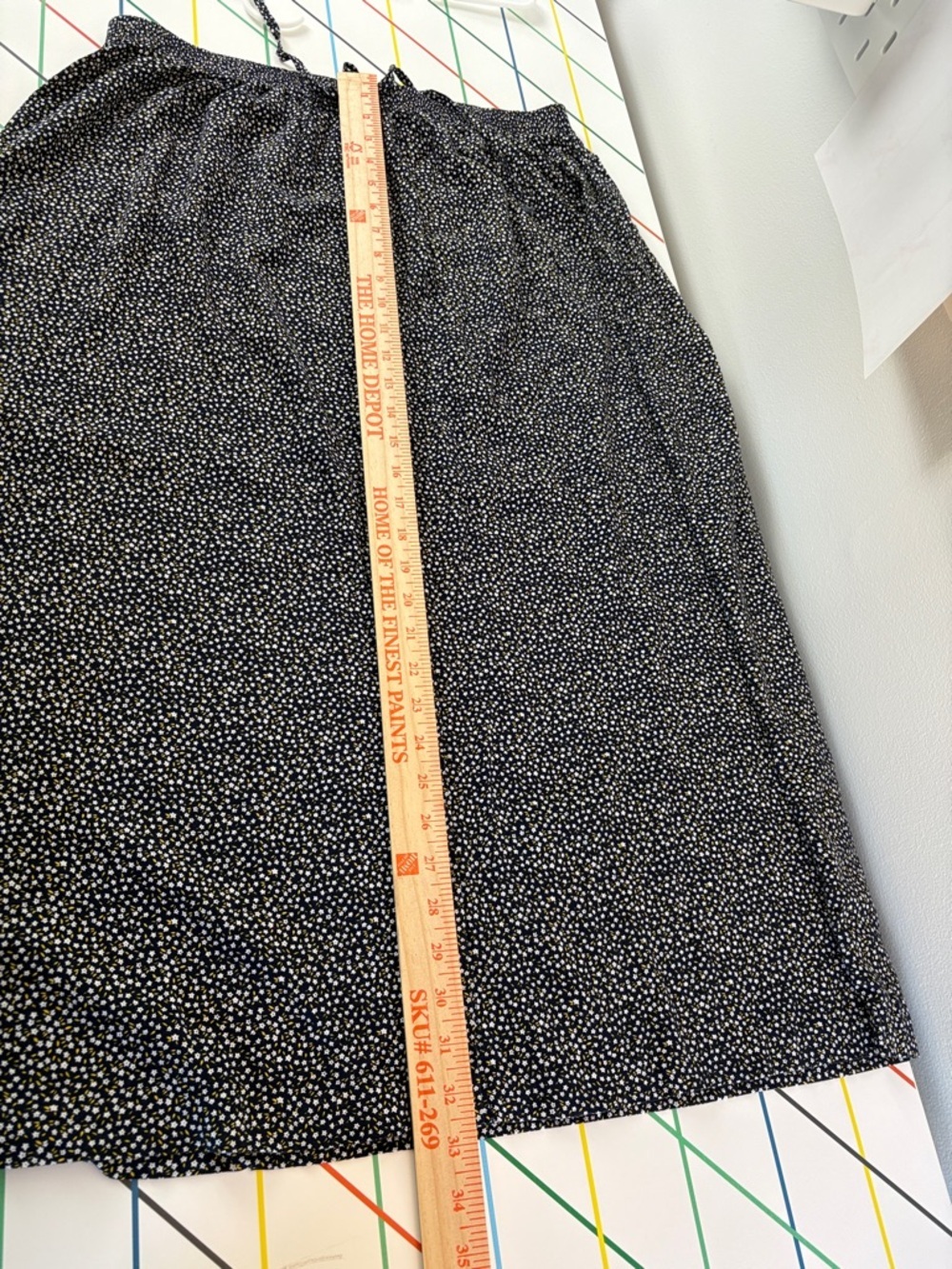 Vintage 90s Navy Blue Midi Skirt w/ White Flower Print 2X elastic waist modest - Picture 10 of 11